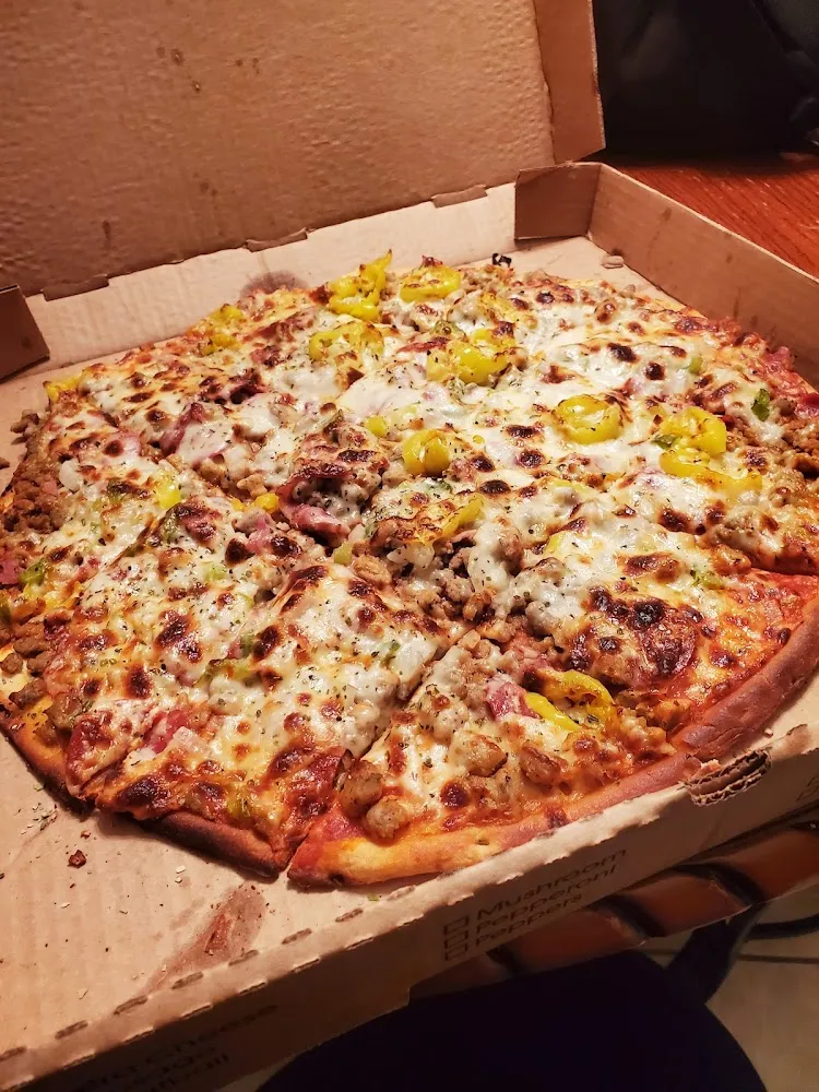 Supreme Pizza Small 7